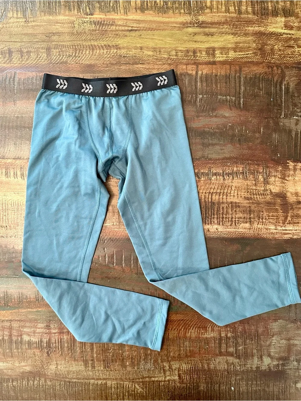 all in motion Blue Thermal Set